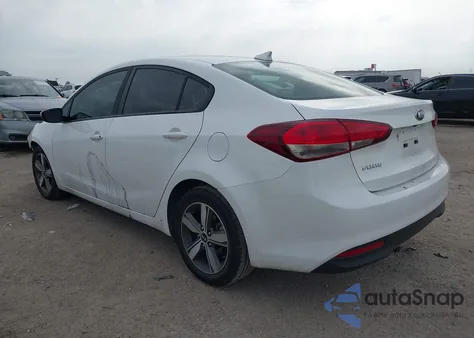 2018 Kia Forte Lx из США, поврежденный, VIN 3KPFL4A70JE222132